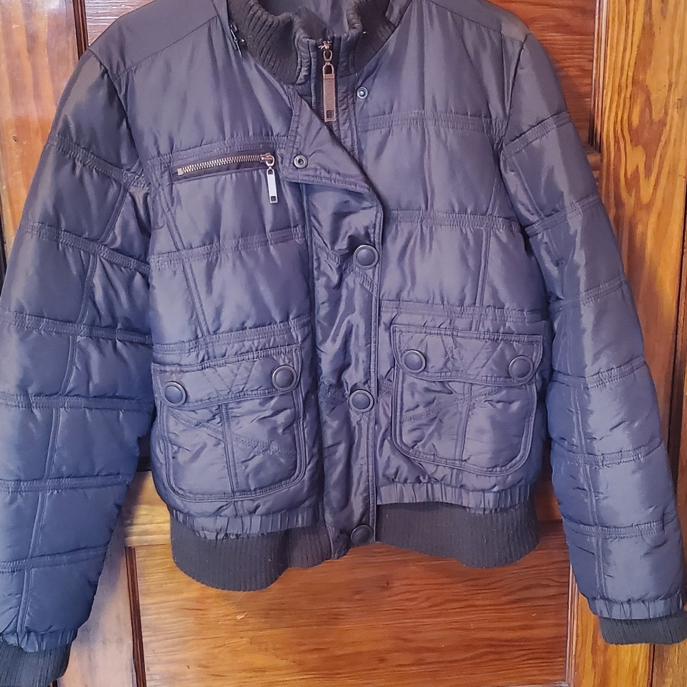 Women's puffy bomber coat